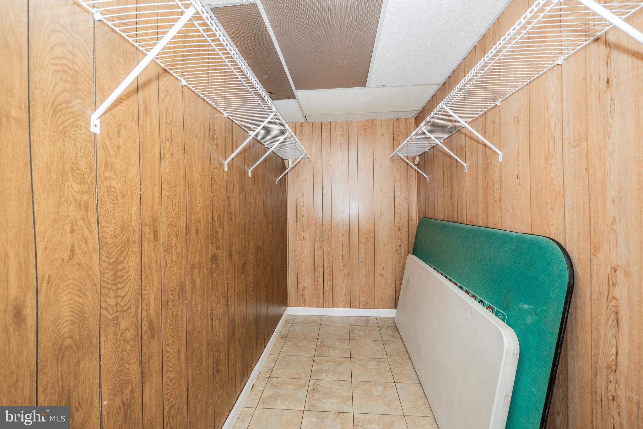 10930 Riverview Road Fort Washington, MD 20744 - Photo 40 of 64 Lower Level - Bonus Room Closet