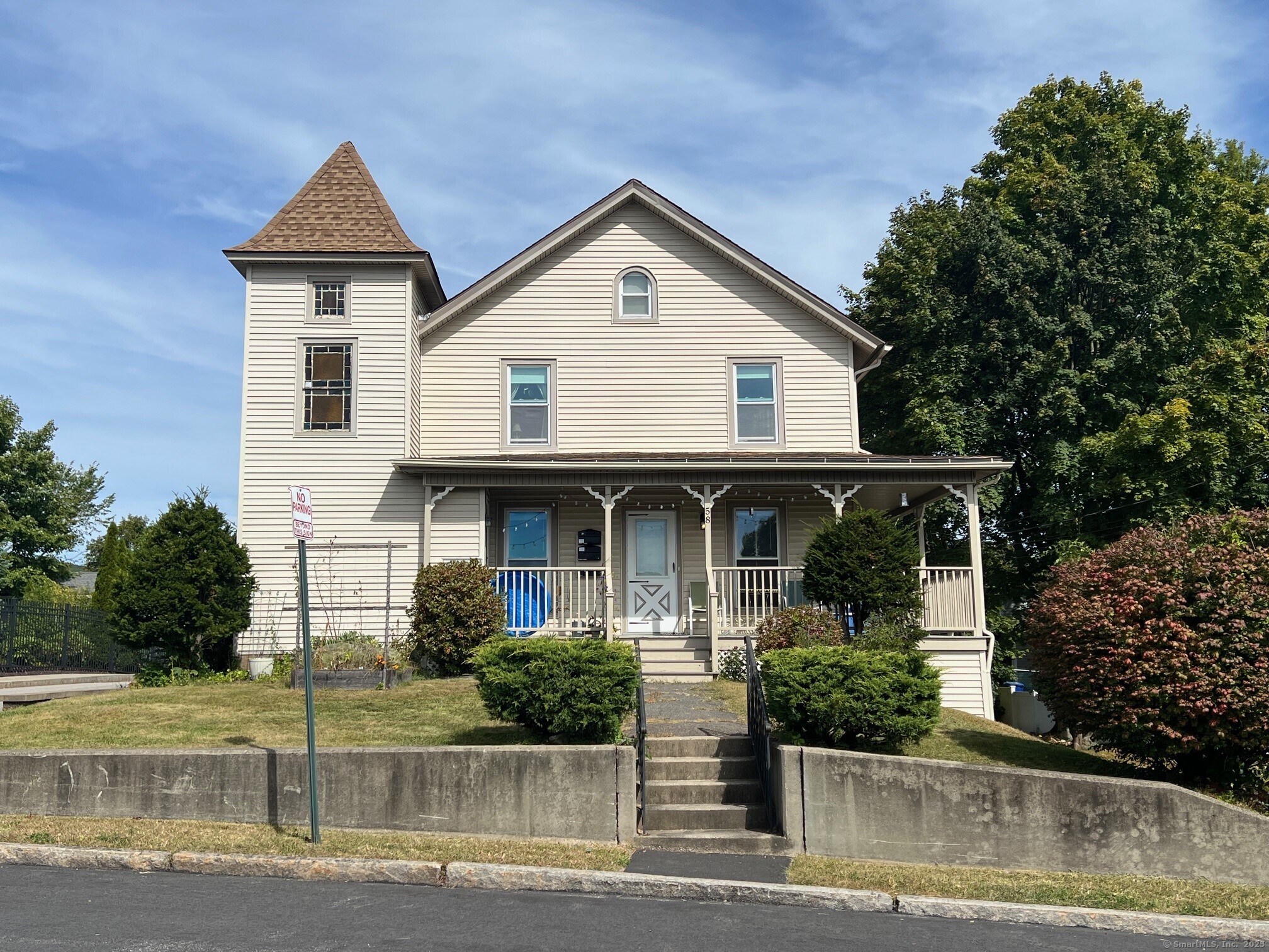 Exterior front, large covered porch