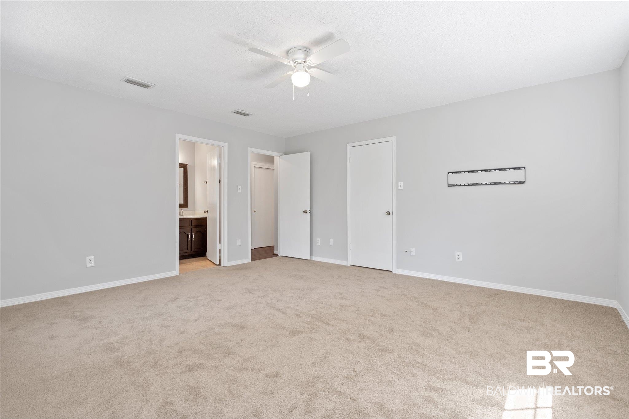 1058 Aberdeen Court North Mobile, AL 36609 - Photo 19 of 32