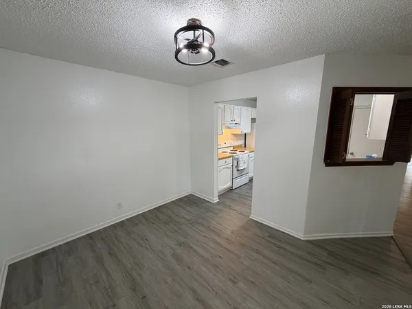 $1,150 | 6805 Neston Drive, San Antonio, TX 78239