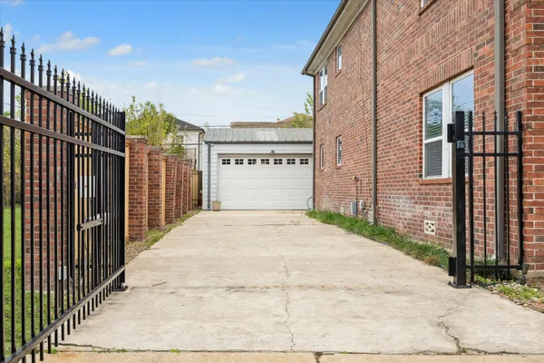 a pathway of a building on a street