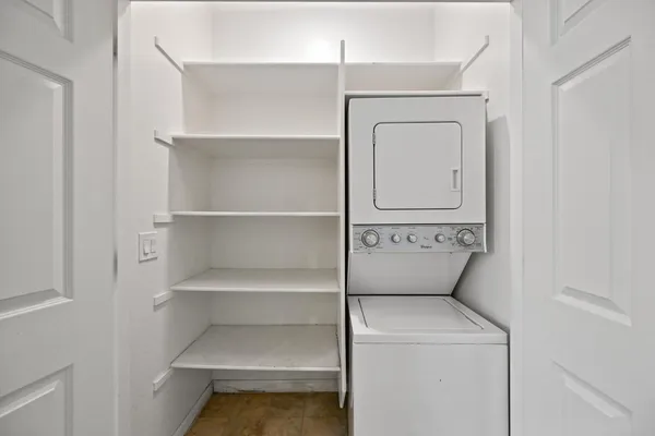 $2,200 | 1630 East Grove Street, Phoenix, AZ 85040