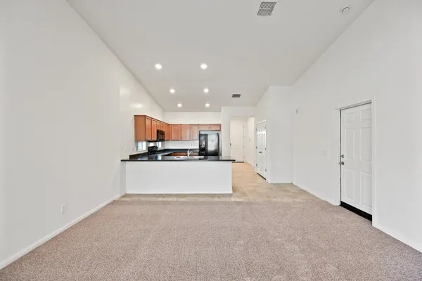 $2,200 | 1630 East Grove Street, Phoenix, AZ 85040