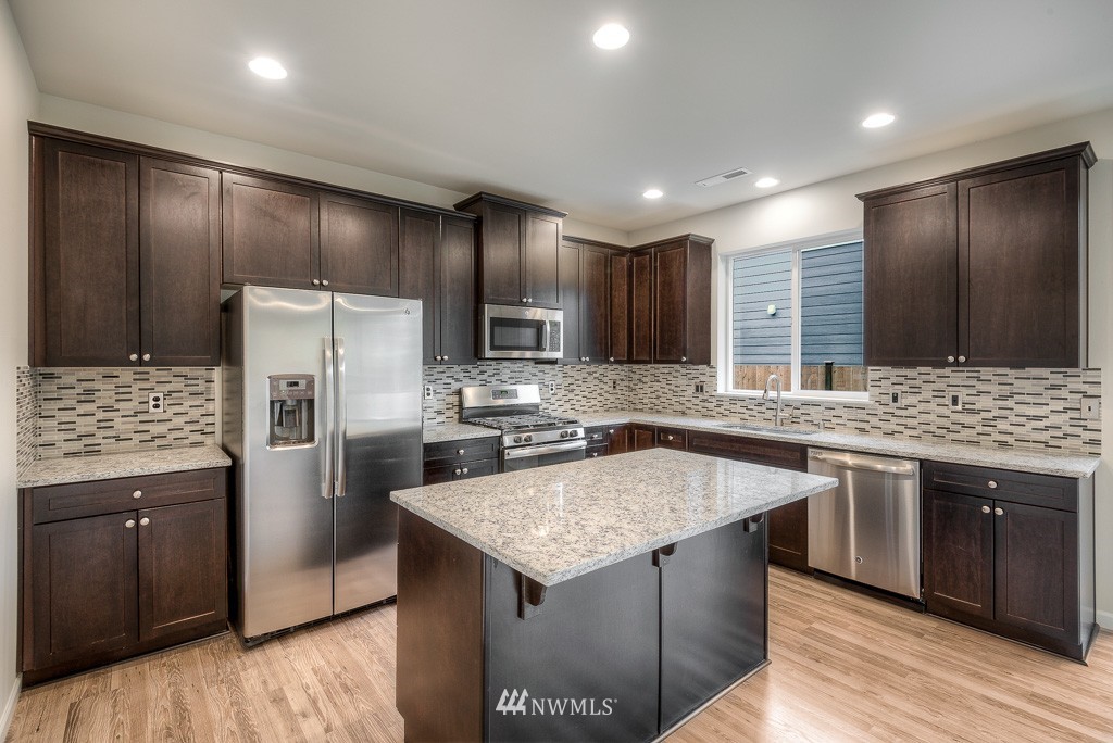 1307 192nd Place Southeast, Unit 2 Bothell, WA 98012 - Photo 3 of 19