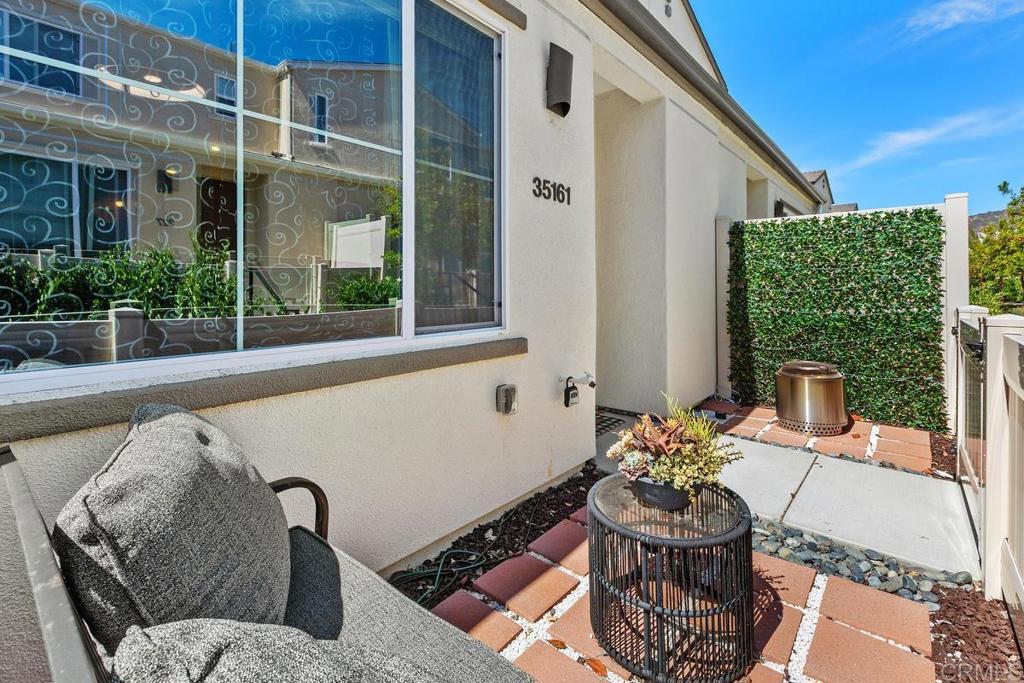 35161 Grove Trail Fallbrook, CA 92028 - Photo 6 of 38