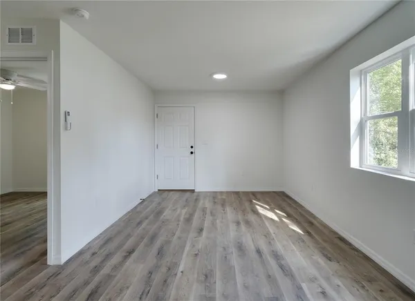 $1,875 | 767 19th Avenue South, St. Petersburg, FL 33705