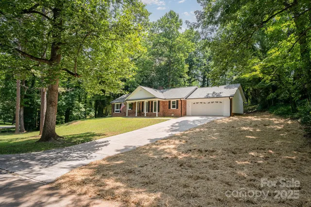 $379,900 | 114 Elmwood Drive, Salisbury, NC 28147