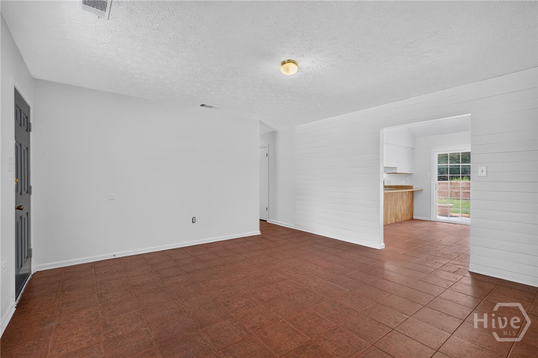 114 Fox Street Springfield, GA 31329 - Photo 10 of 53 Gallery Image 10