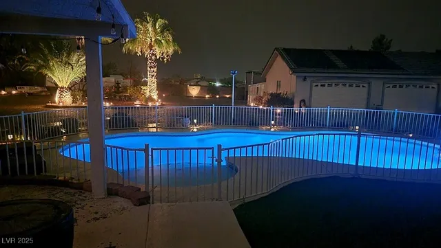 $1,390,000 | 8640 Horse Drive, Las Vegas, NV 89143