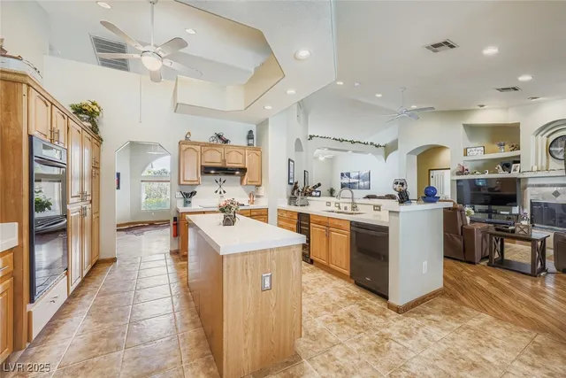 $1,390,000 | 8640 Horse Drive, Las Vegas, NV 89143
