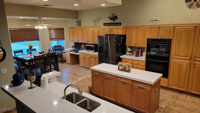 $1,390,000 | 8640 Horse Drive, Las Vegas, NV 89143