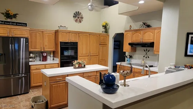 $1,390,000 | 8640 Horse Drive, Las Vegas, NV 89143