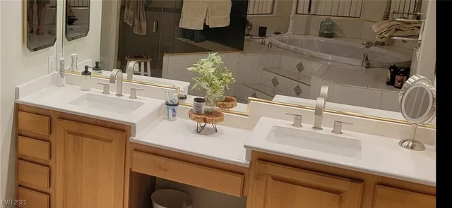 $1,390,000 | 8640 Horse Drive, Las Vegas, NV 89143