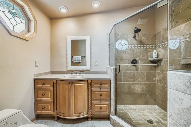 $1,390,000 | 8640 Horse Drive, Las Vegas, NV 89143