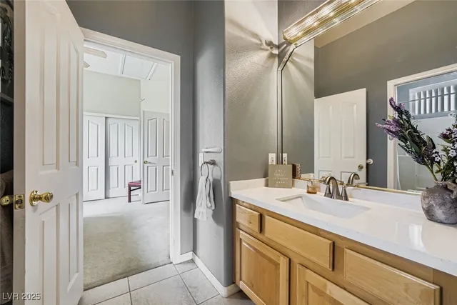 $1,390,000 | 8640 Horse Drive, Las Vegas, NV 89143