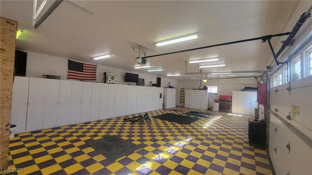 $1,390,000 | 8640 Horse Drive, Las Vegas, NV 89143