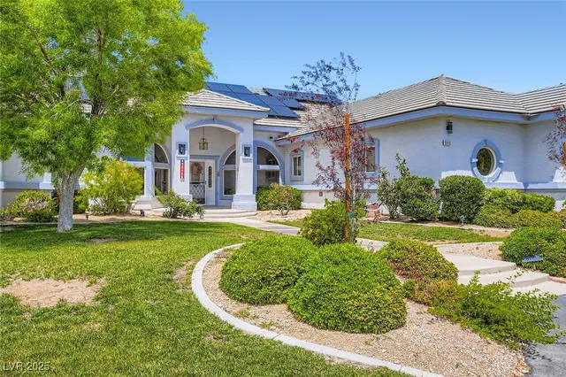 $1,390,000 | 8640 Horse Drive, Las Vegas, NV 89143