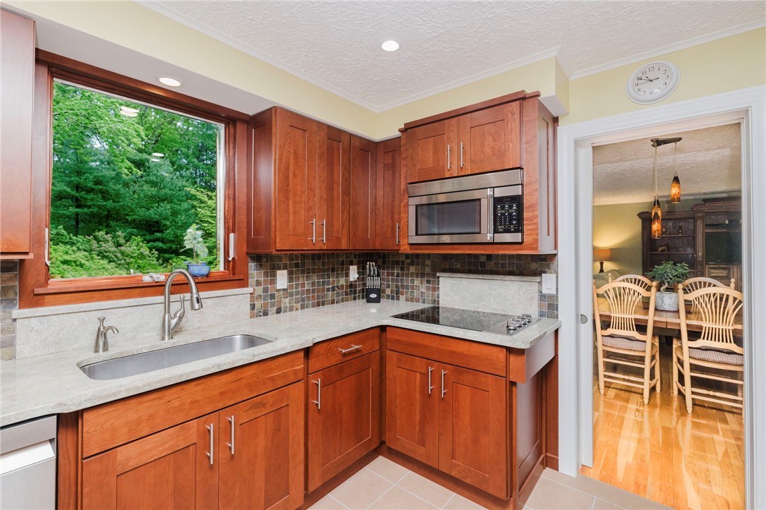 21 Hickory Ridge Road Rehoboth, MA 02769 - Photo 7 of 48 Gallery Image 7