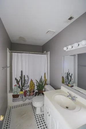 $1,950 | 1423 Ashley River Road, Unit 2C, Charleston, SC 29407