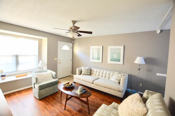 $1,980 | 1423 Ashley River Road, Unit 2C, Charleston, SC 29407