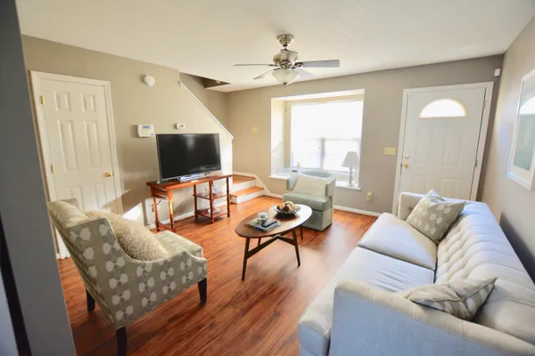 $1,980 | 1423 Ashley River Road, Unit 2C, Charleston, SC 29407