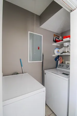 $1,950 | 1423 Ashley River Road, Unit 2C, Charleston, SC 29407