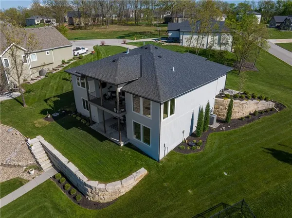 $1,799,990 | 42 Bison Falls Circle, Lake Winnebago, MO 64034
