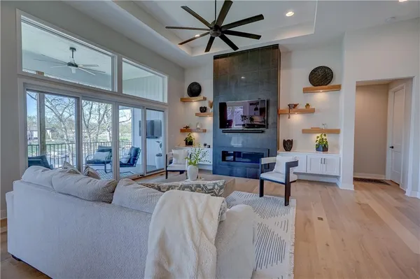 $1,799,990 | 42 Bison Falls Circle, Lake Winnebago, MO 64034