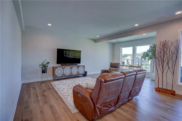$1,799,990 | 42 Bison Falls Circle, Lake Winnebago, MO 64034