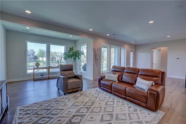 $1,799,990 | 42 Bison Falls Circle, Lake Winnebago, MO 64034
