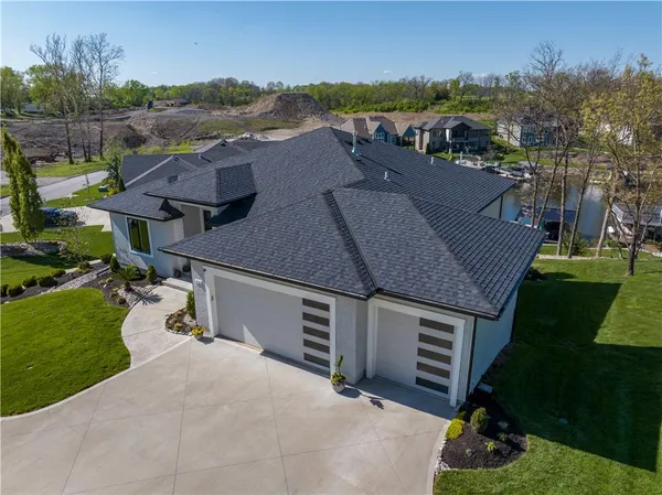 $1,799,990 | 42 Bison Falls Circle, Lake Winnebago, MO 64034
