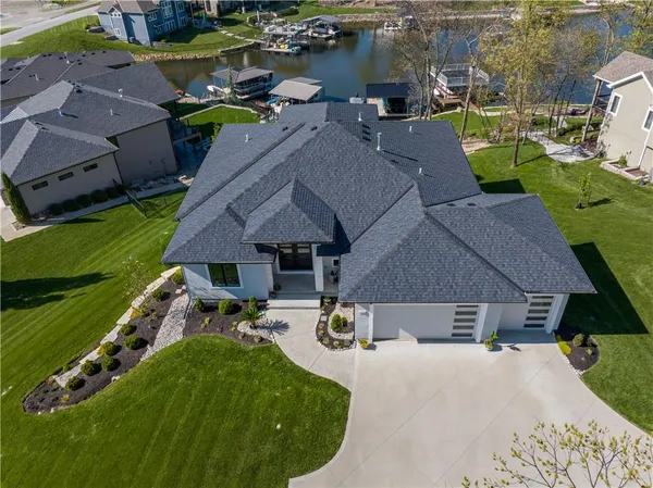 $1,799,990 | 42 Bison Falls Circle, Lake Winnebago, MO 64034