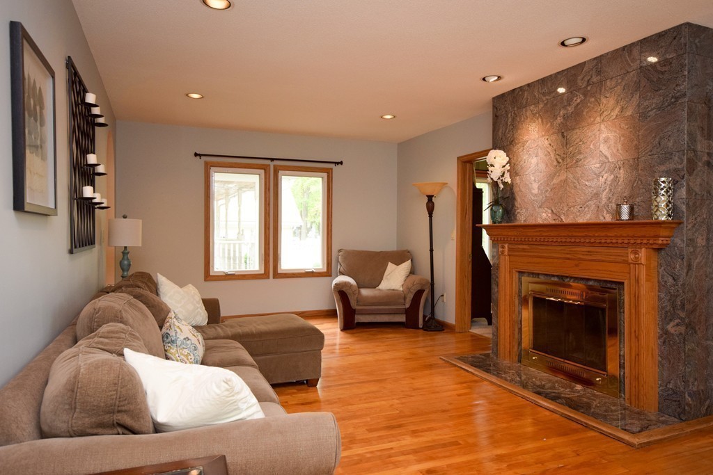 76 Bronson Terrace Springfield, MA 01108 - Photo 7 of 30 Gallery Image 7