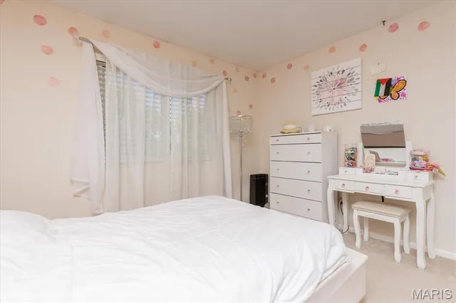 $280,000 | 640 Painted Vista Drive, Ballwin, MO 63021