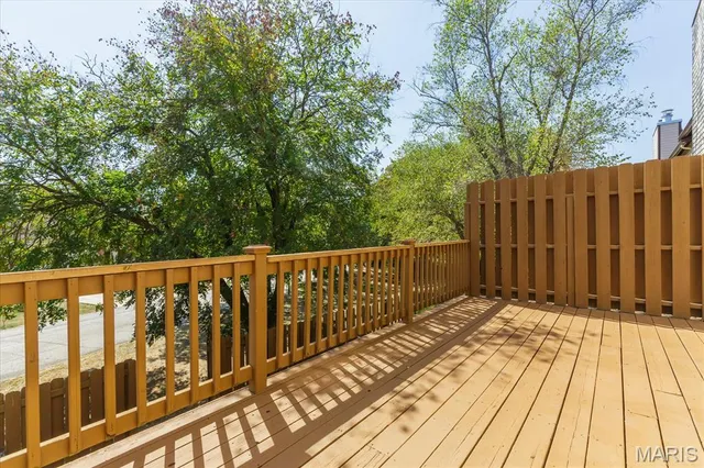 $280,000 | 640 Painted Vista Drive, Ballwin, MO 63021