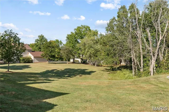 $280,000 | 640 Painted Vista Drive, Ballwin, MO 63021