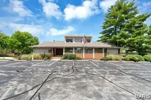 $280,000 | 640 Painted Vista Drive, Ballwin, MO 63021