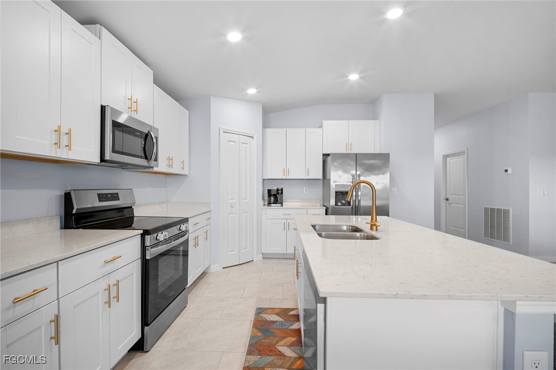 17741 Paradiso Way North Fort Myers, FL 33917 - Photo 14 of 42