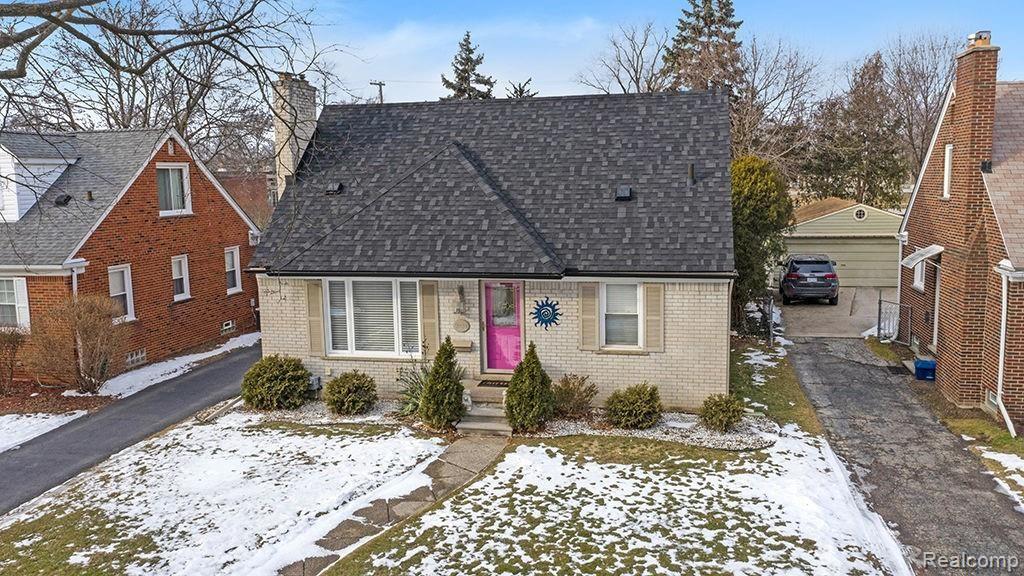 2024 Rosemont Road Berkley, MI 48072 - Photo 31 of 34