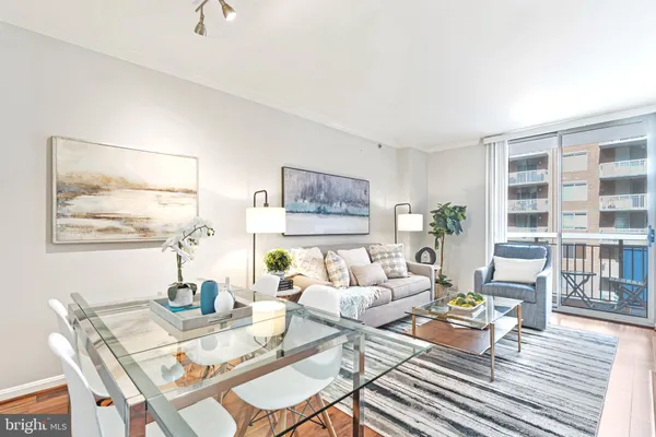 $429,900 | 3835 9th Street North, Unit 405W, Arlington, VA 22203