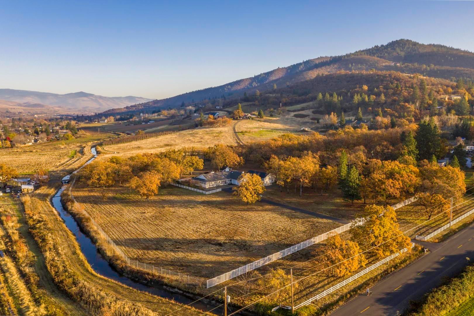 6633 Rapp Lane Talent, OR 97540 - Photo 5 of 58 DJI_0286-HDR