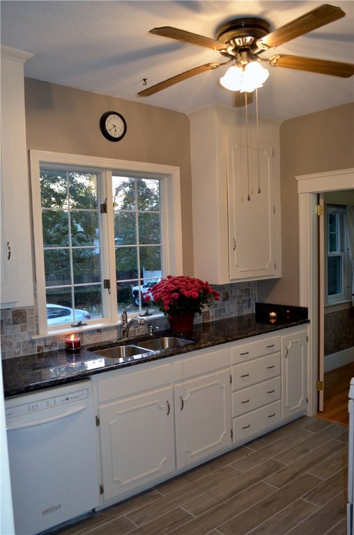 196 Oakley Road Woonsocket, RI 02895 - Photo 3 of 24 KITCHEN