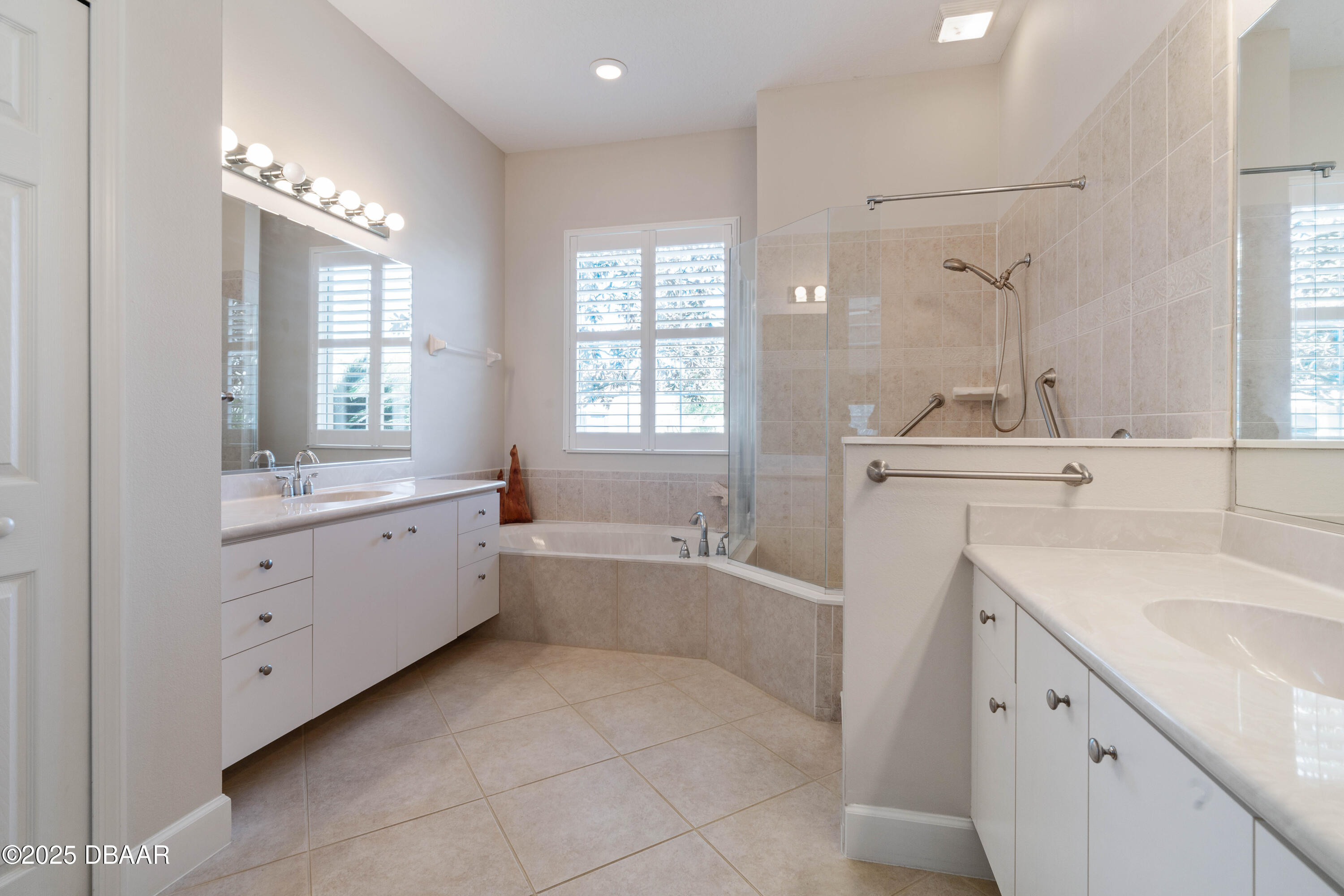 1005 Lake Bridge Drive Ormond Beach, FL 32174 - Photo 23 of 71 Master Bath