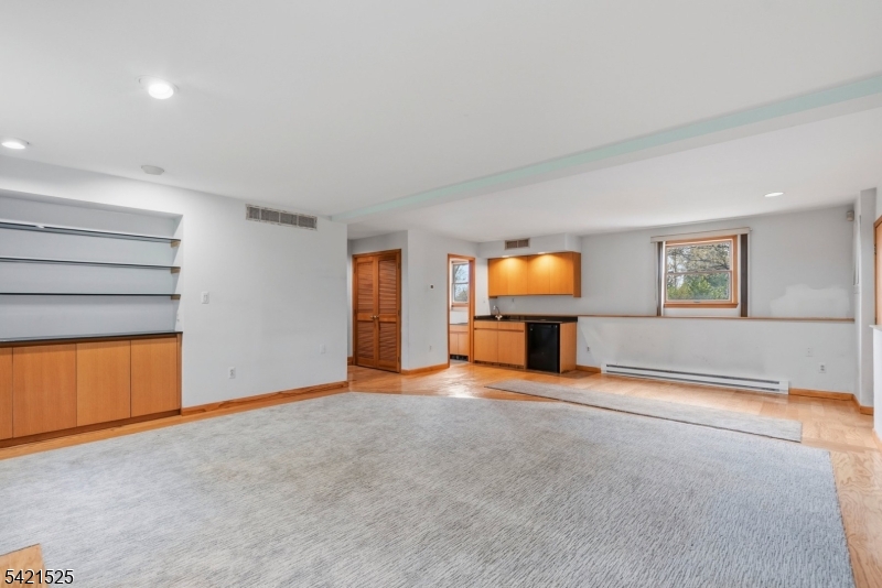 8 Bogert Road Montville, NJ 07058 - Photo 2 of 24