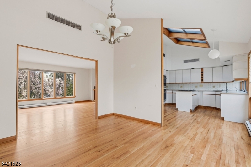 8 Bogert Road Montville, NJ 07058 - Photo 5 of 24