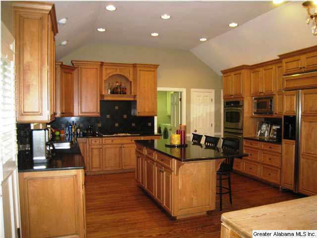 3522 Mill Springs Road Birmingham, AL 35213 - Photo 9 of 32
