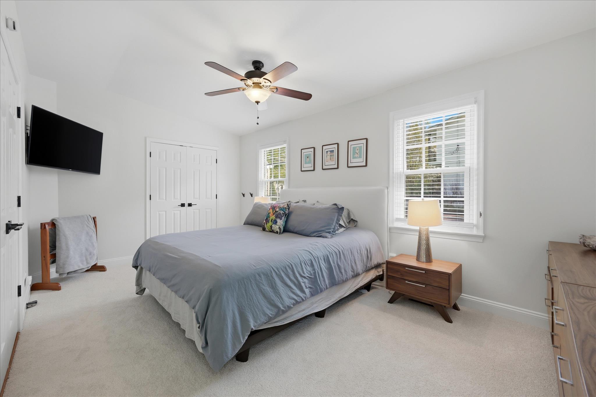 3312 Holloman Road Falls Church, VA 22042 - Photo 20 of 68 Main floor Primary ensuite bedroom