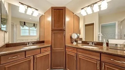 $3,190 | 8128 Villa Grande Court, Sarasota, FL 34243