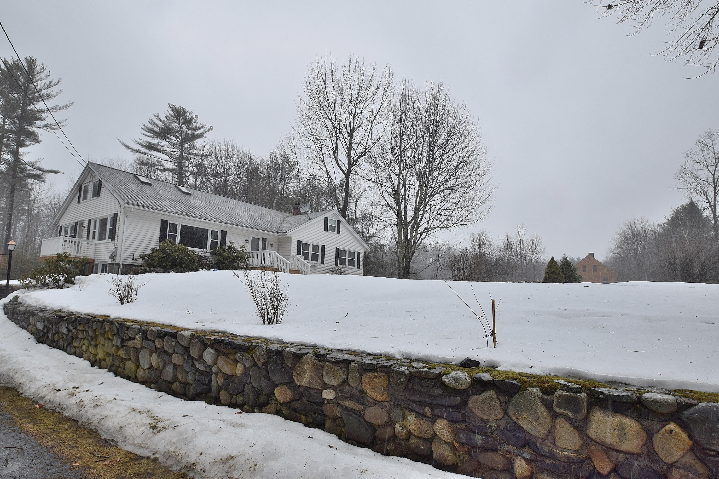 463 Cape Road Standish, ME 04084 - Photo 32 of 33 side