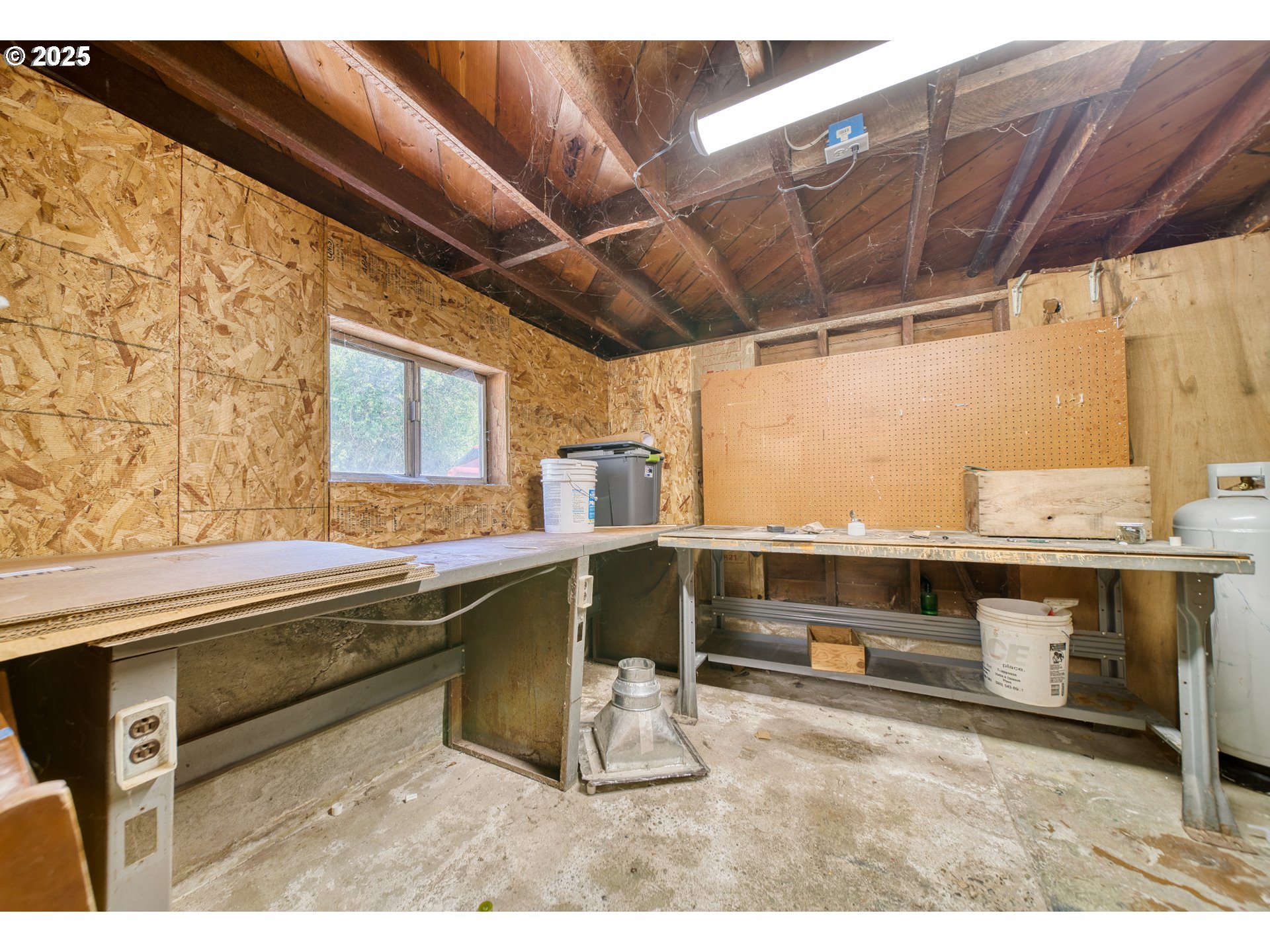 33062 Bellcrest Road Scappoose, OR 97056 - Photo 22 of 24